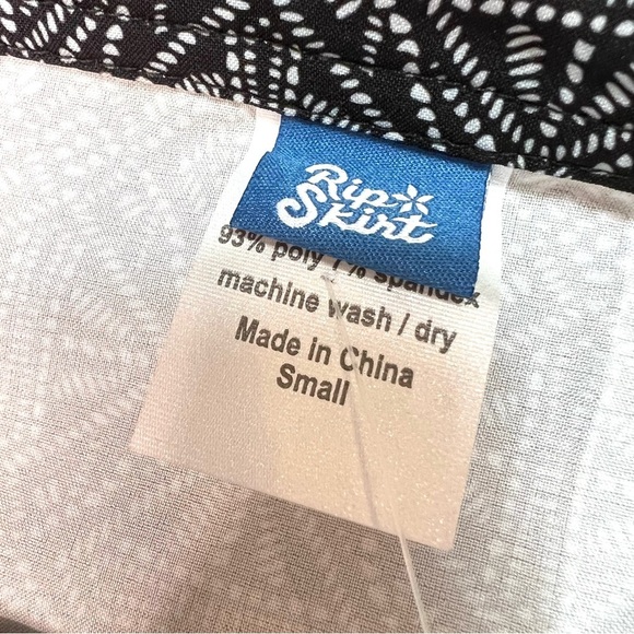 NWT Rip Skirt Black Pearl Batik Size Small - Picture 7 of 14